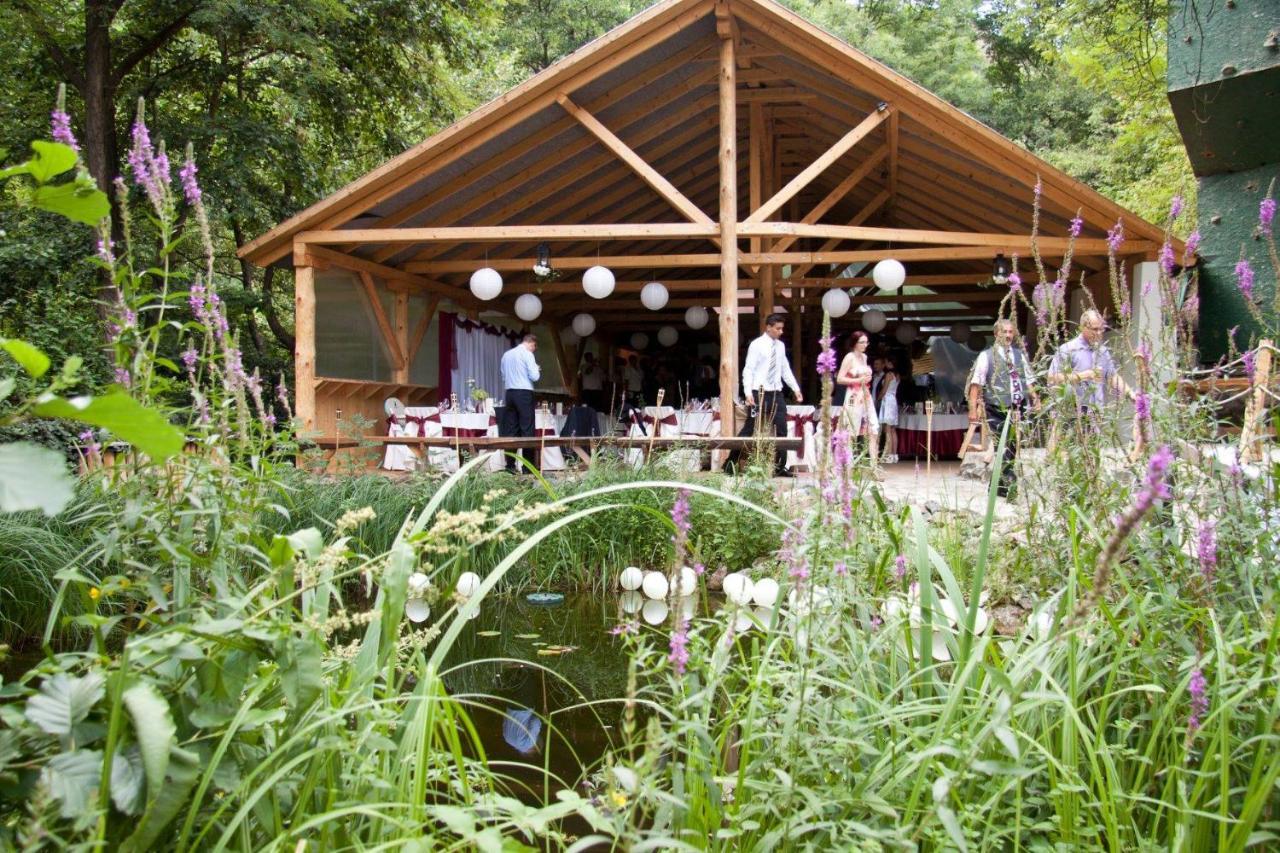 Oeko-Park Panzio, Kemping Es Rendezvenykoezpont Szarvaskő Εξωτερικό φωτογραφία